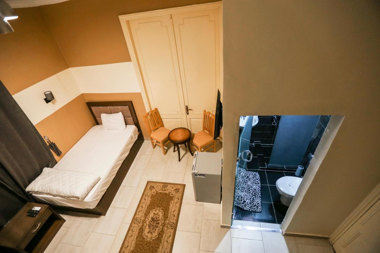 Valencia Boutiqe Hostel Cairo