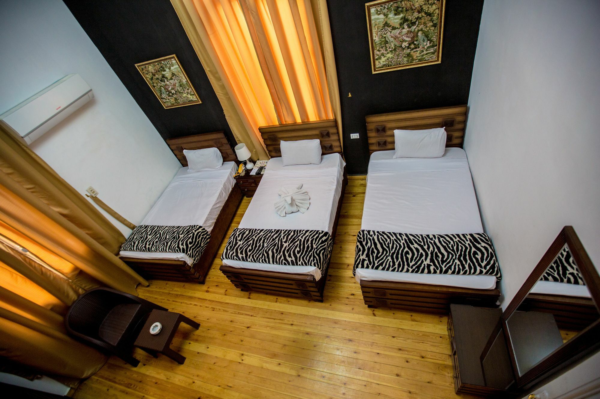 Valencia Boutiqe Hostel *